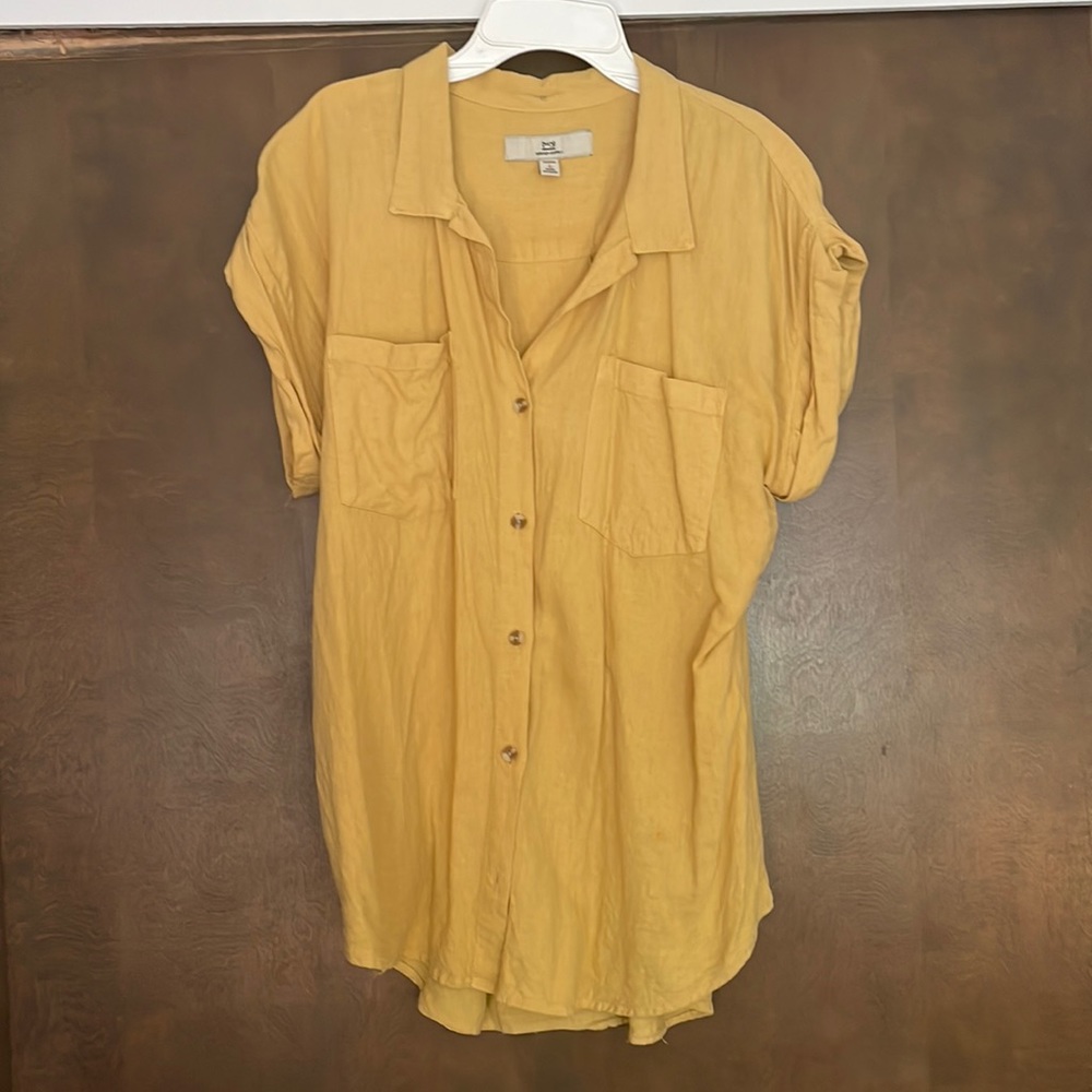 Linen short sleeve button down